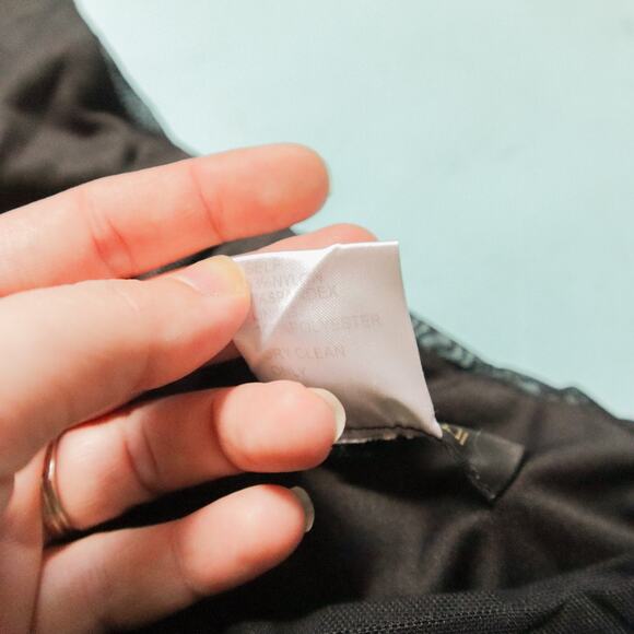 Tadashi Shoji Black Draped Mesh Asymmetrical Neckline Formal Gown Size Large - Picture 5 of 10